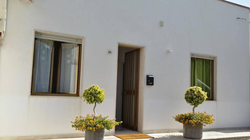 Bed and Breakfast La Casa Dei Nonni Custonaci Esterno foto